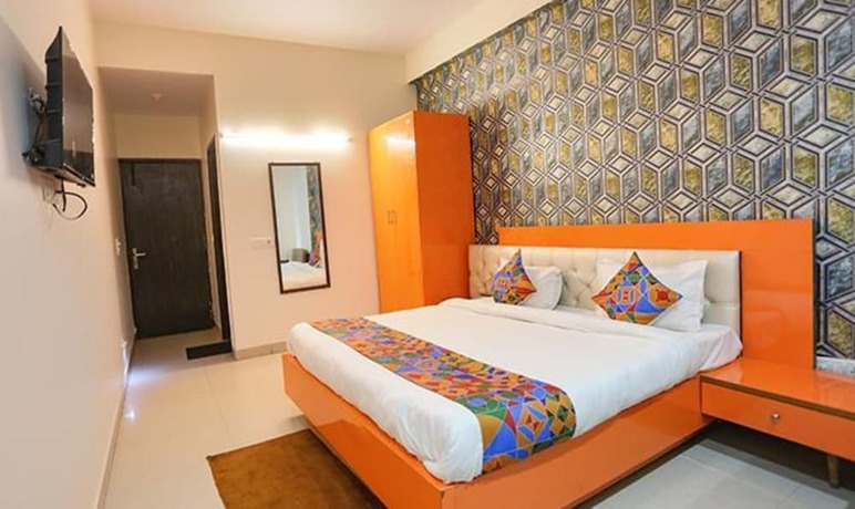Imagen general del Hotel FabRed Roof Residency. Foto 16