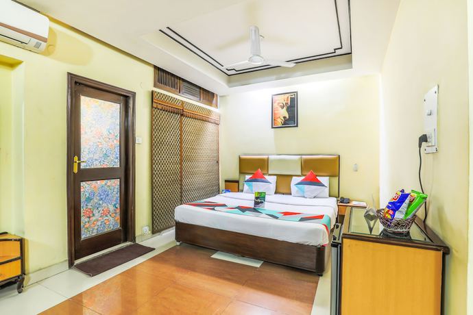 Imagen de la habitación del Hotel FabRelax. Foto 3