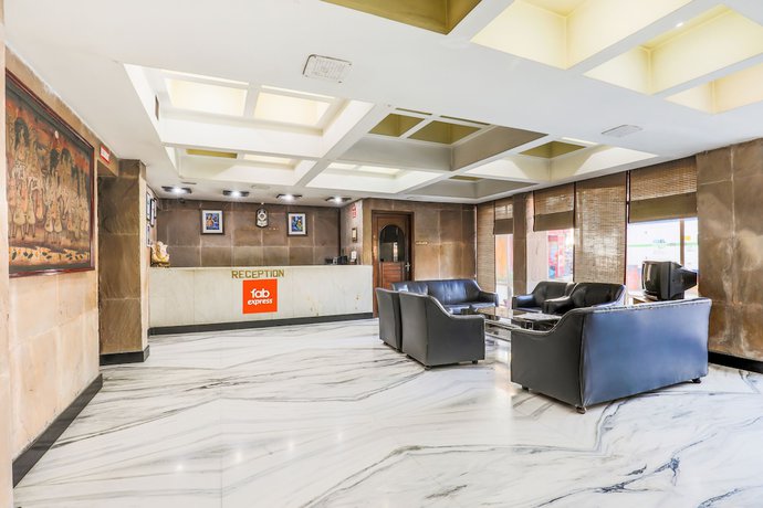 Imagen de los interiores del Hotel FabRelax. Foto 19