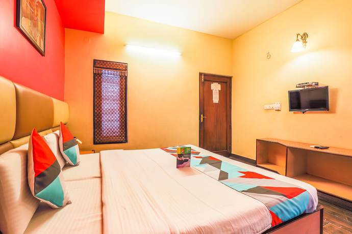 Imagen de la habitación del Hotel FabRelax. Foto 14
