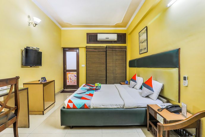 Imagen de la habitación del Hotel FabRelax. Foto 15