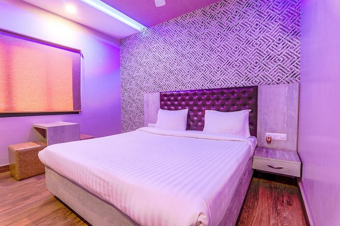 Imagen general del Hotel FabRudra Inn and Cafe I. Foto 1