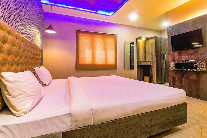 Imagen de la habitación del Hotel FabRudra Inn and Cafe I. Foto 19