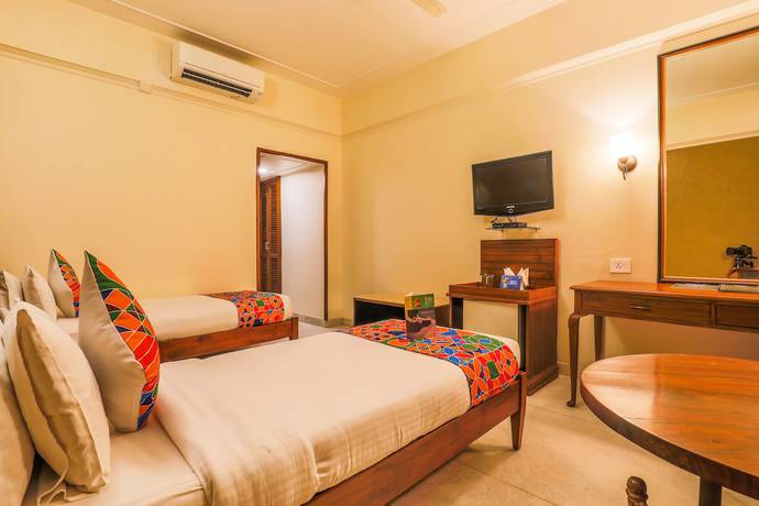 Imagen de la habitación del Hotel FabSheronz Piccadily Chowk. Foto 8