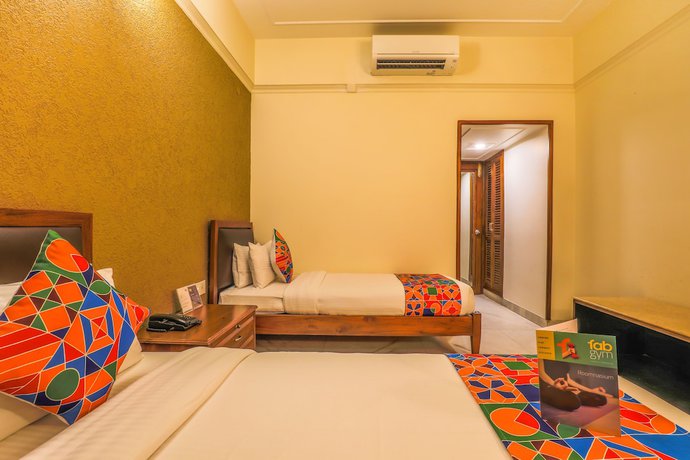 Imagen de la habitación del Hotel FabSheronz Piccadily Chowk. Foto 10