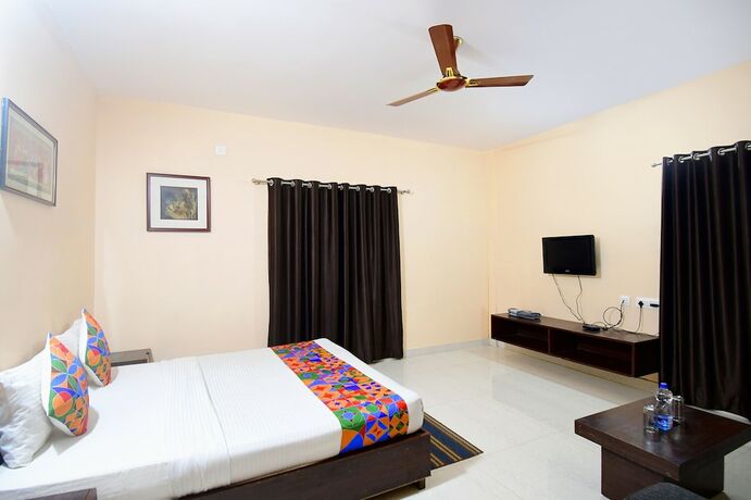 Imagen general del Hotel FabShree Residency. Foto 4