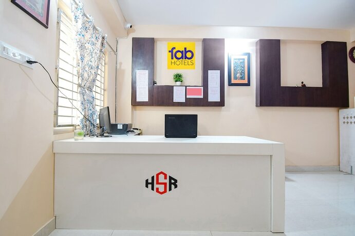 Imagen general del Hotel FabShree Residency. Foto 8