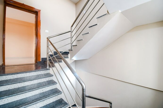 Imagen general del Hotel FabShree Residency. Foto 12