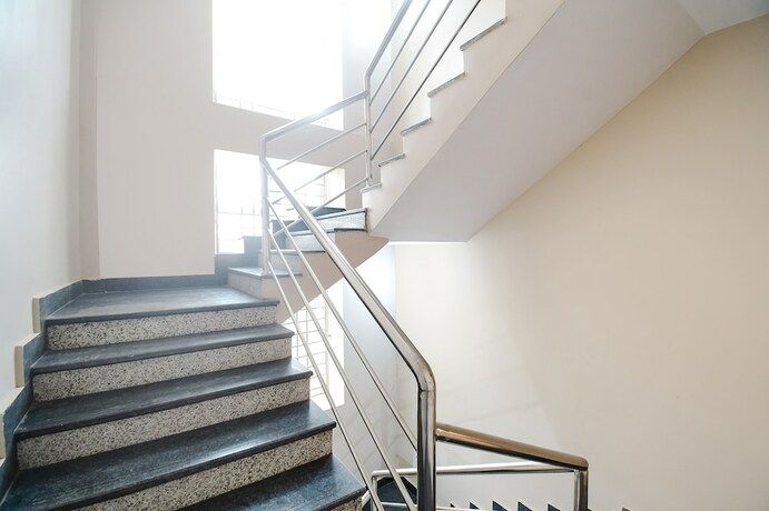 Imagen general del Hotel FabShree Residency. Foto 16