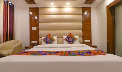 Imagen general del Hotel FabStay Comfort Mall Road. Foto 3