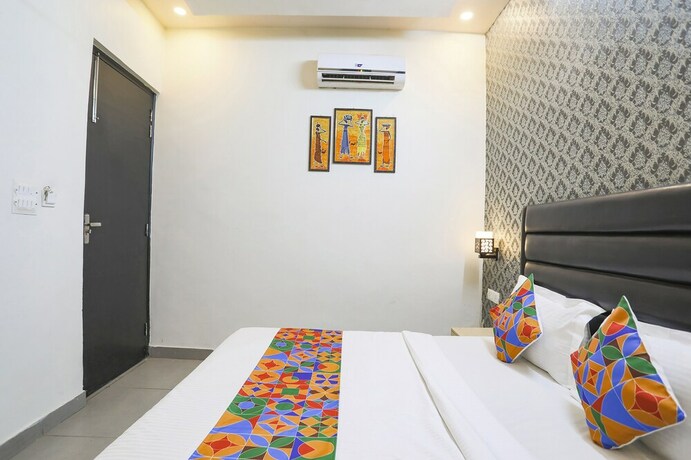 Imagen general del Hotel FabThe Diamond. Foto 17