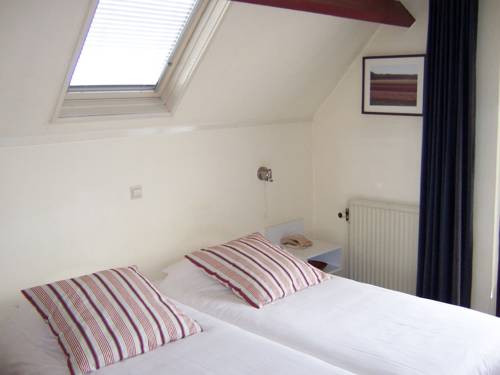 Imagen de la habitación del Hotel Faber. Foto 11