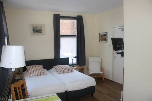 Imagen de la habitación del Hotel Faber. Foto 16