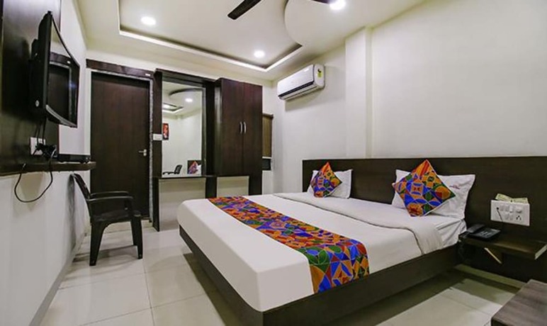Imagen general del Hotel Fabexpress Aditya Regency. Foto 1