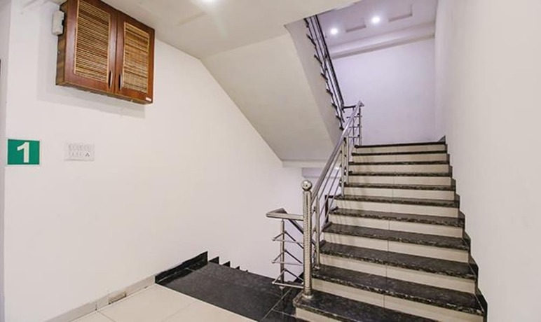Imagen general del Hotel Fabexpress Aditya Regency. Foto 10