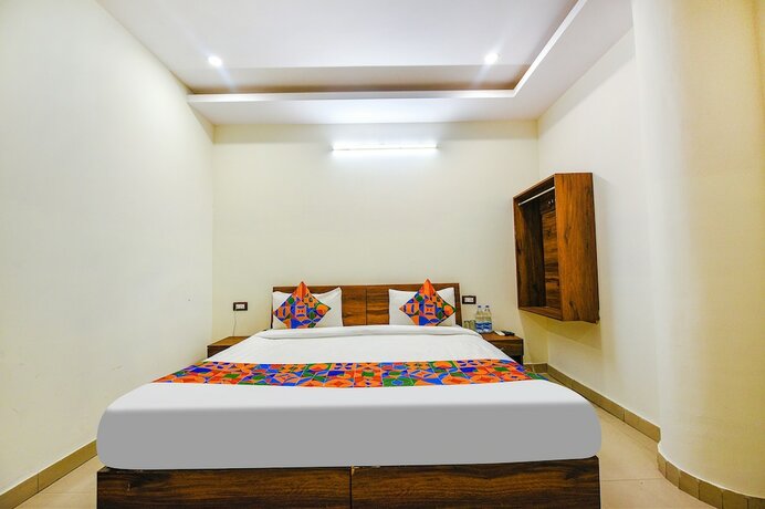Imagen de la habitación del Hotel Fabexpress Alaknanda Paradise. Foto 20