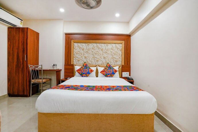 Imagen de la habitación del Hotel Fabexpress Alive. Foto 17