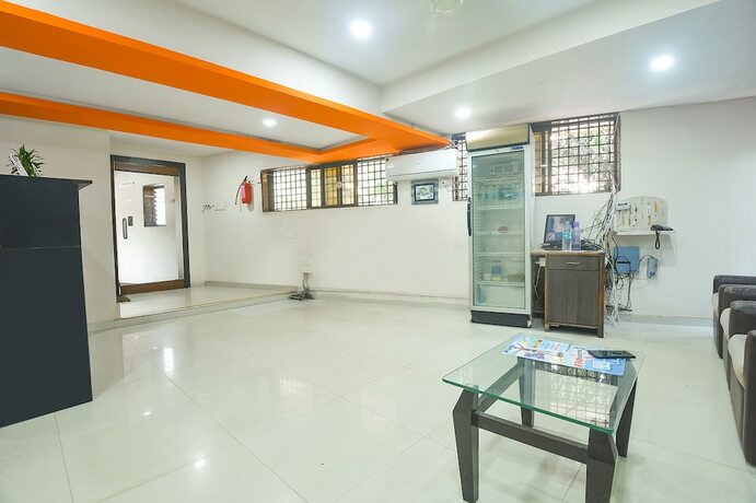 Imagen general del Hotel Fabexpress Amrut Comforts Suites. Foto 12
