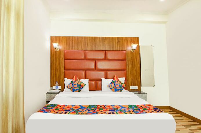 Imagen de la habitación del Hotel Fabexpress Apna Ashiyana. Foto 18