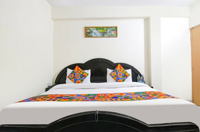 Imagen de la habitación del Hotel Fabexpress Arsh International. Foto 17