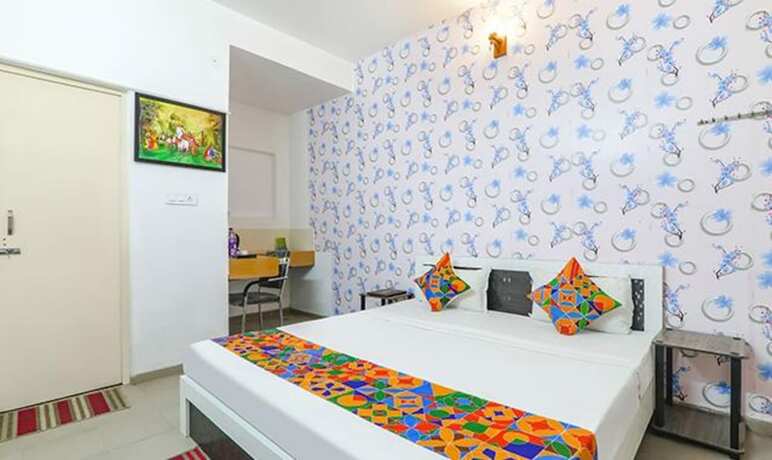 Imagen de la habitación del Hotel Fabexpress Ashiyana Inn. Foto 17