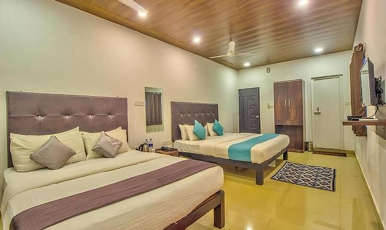 Imagen de la habitación del Hotel Fabexpress Balaji Inn. Foto 5