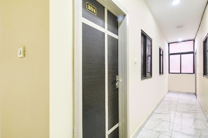 Imagen de los interiores del Hotel Fabexpress Blue Star. Foto 14
