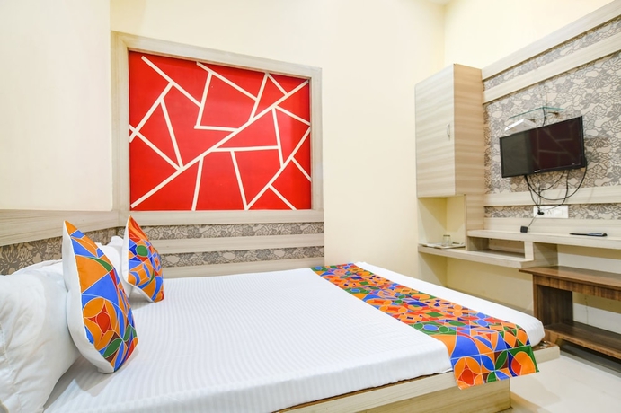 Imagen de la habitación del Hotel Fabexpress Blue Star. Foto 7