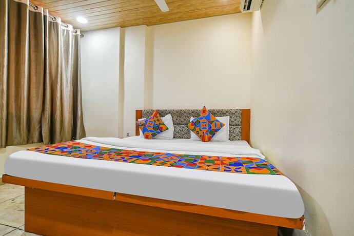 Imagen de la habitación del Hotel Fabexpress Brahmasmi. Foto 18
