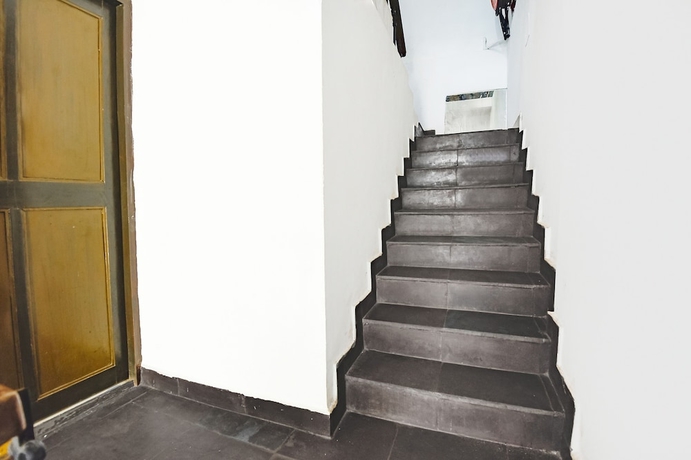Imagen de los interiores del Hotel Fabexpress Devine Hospitality. Foto 16