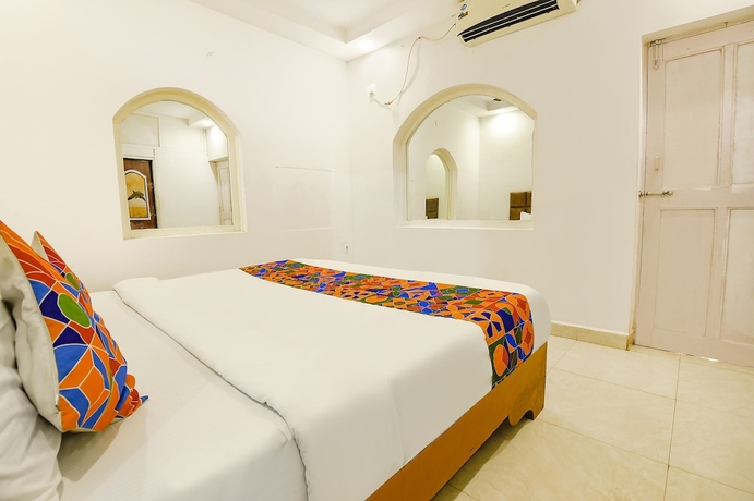 Imagen de la habitación del Hotel Fabexpress Devine Hospitality. Foto 12