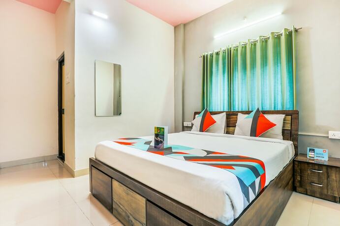Imagen de la habitación del Hotel Fabexpress Diamond Residency. Foto 20
