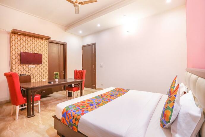 Imagen general del Hotel Fabexpress Divine Inn. Foto 9