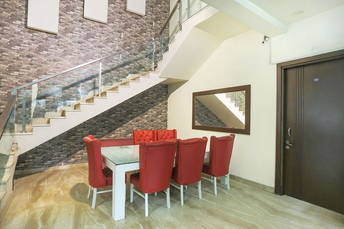 Imagen general del Hotel Fabexpress Divine Inn. Foto 11