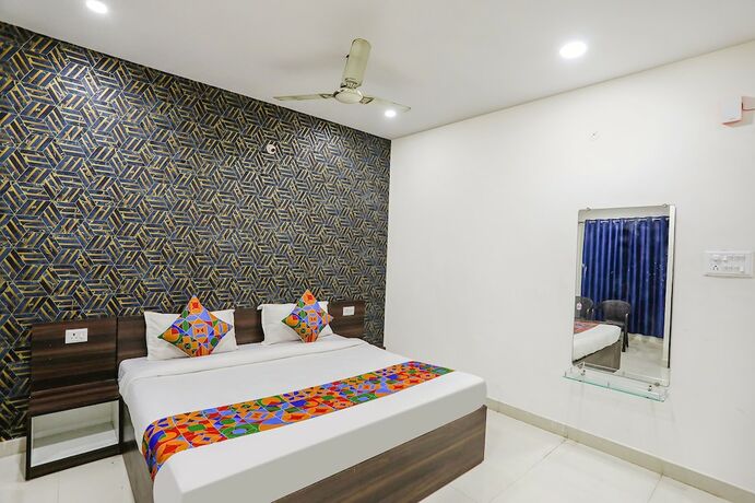 Imagen general del Hotel Fabexpress Elysian Palace. Foto 17