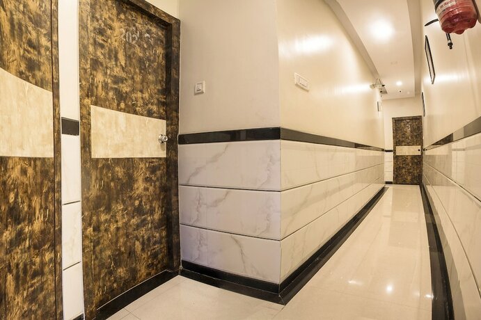 Imagen general del Hotel Fabexpress Embassy Grand. Foto 13