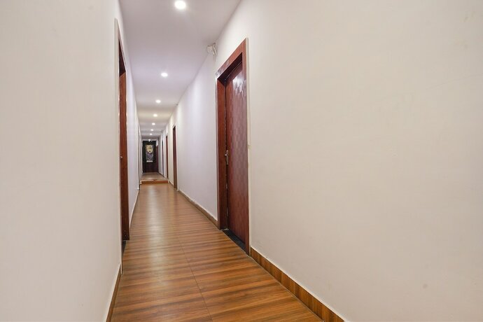 Imagen general del Hotel Fabexpress Gauri Shree. Foto 1