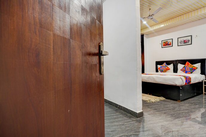 Imagen general del Hotel Fabexpress Gauri Shree. Foto 3