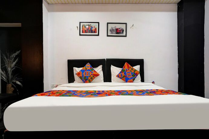 Imagen de la habitación del Hotel Fabexpress Gauri Shree. Foto 19