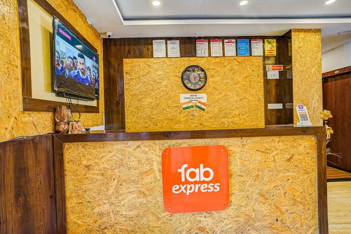 Imagen general del Hotel Fabexpress Gauri Shree. Foto 18