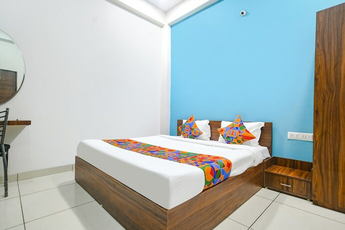 Imagen de la habitación del Hotel Fabexpress Golden Epoch. Foto 19