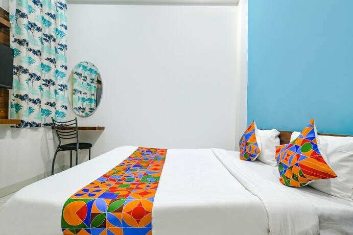 Imagen de la habitación del Hotel Fabexpress Golden Epoch. Foto 20