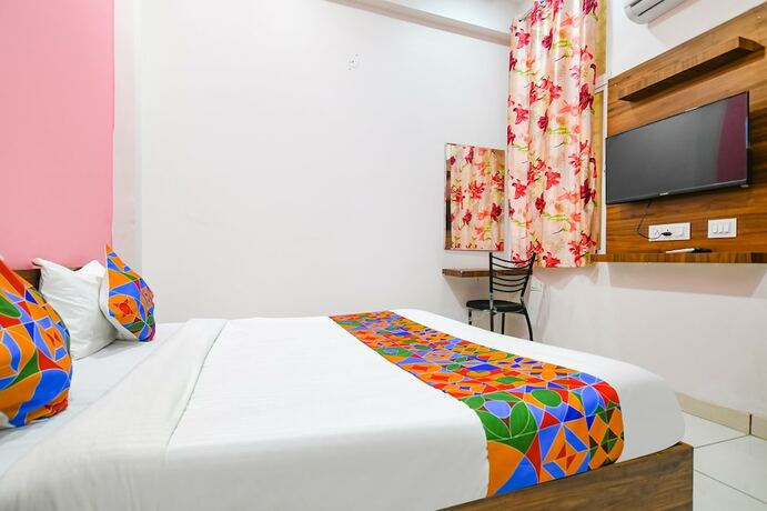 Imagen general del Hotel Fabexpress Golden Epoch. Foto 12