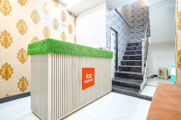 Imagen de los interiores del Hotel Fabexpress High Star. Foto 16