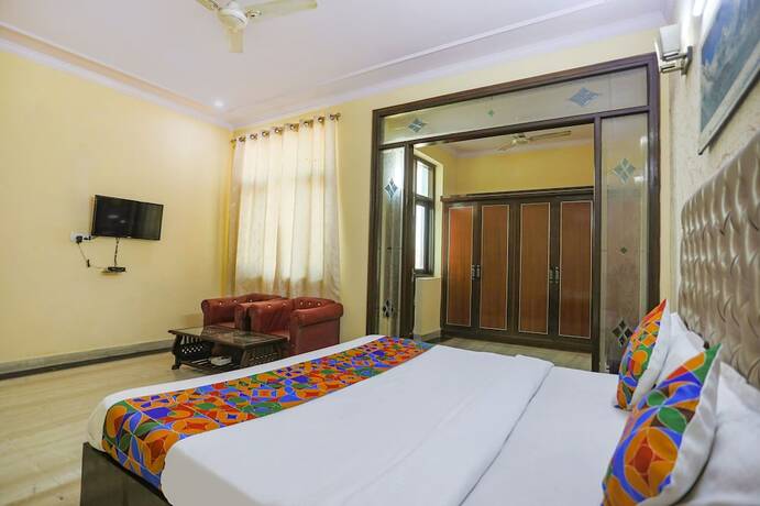 Imagen de la habitación del Hotel Fabexpress Hm Palace. Foto 9
