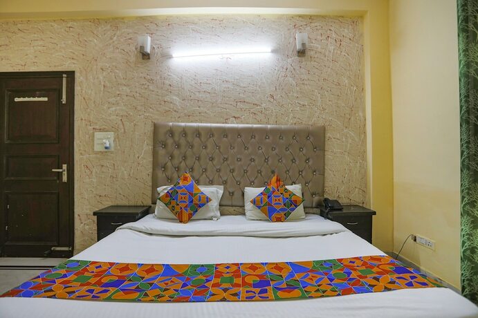 Imagen de la habitación del Hotel Fabexpress Hm Palace. Foto 11
