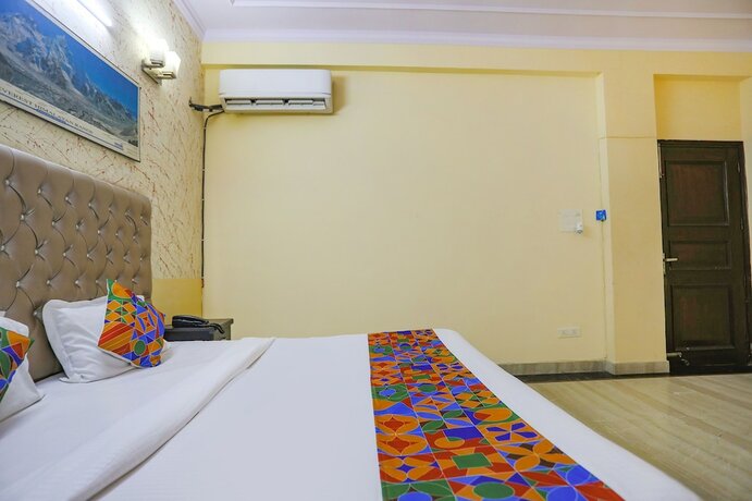 Imagen de la habitación del Hotel Fabexpress Hm Palace. Foto 16