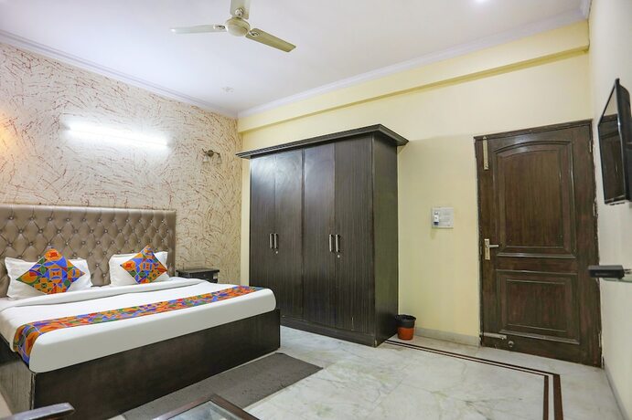 Imagen de la habitación del Hotel Fabexpress Hm Palace. Foto 17