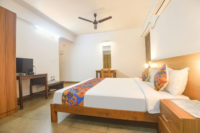 Imagen general del Hotel Fabexpress Holiday Suites. Foto 15