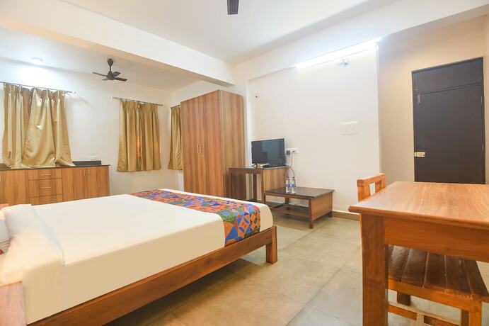 Imagen general del Hotel Fabexpress Holiday Suites. Foto 16
